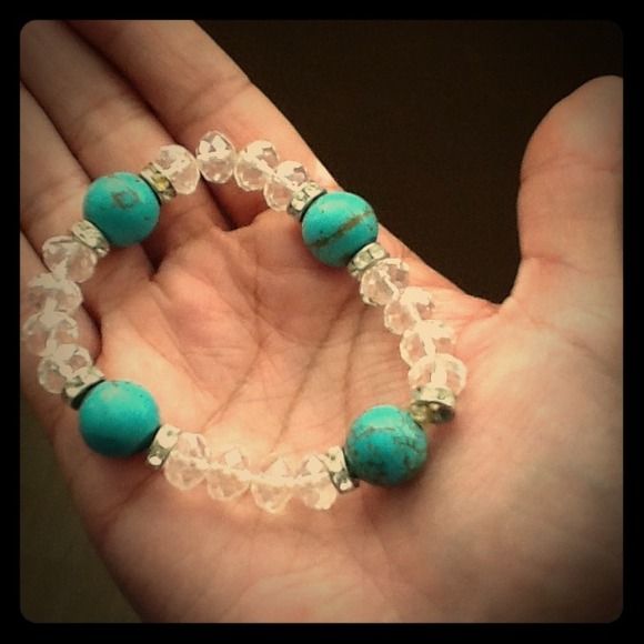 **TRADED***Turquoise and crystals bracelet!!!