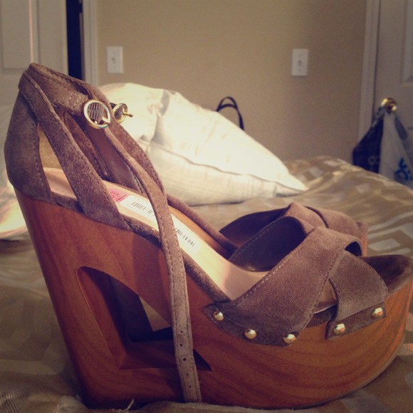 Jessica Simpson sandals, size 8 brand new!