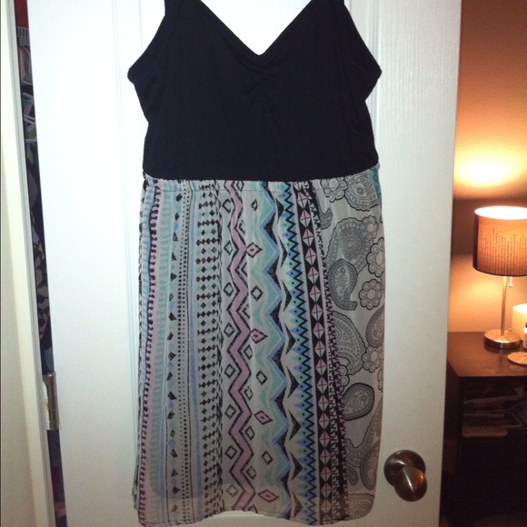 Sold 🎉Dress bought at Pac Sun. Never worn!