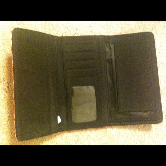 Red with rhinestone Fleur de Lis in middle. - Picture 3 of 4