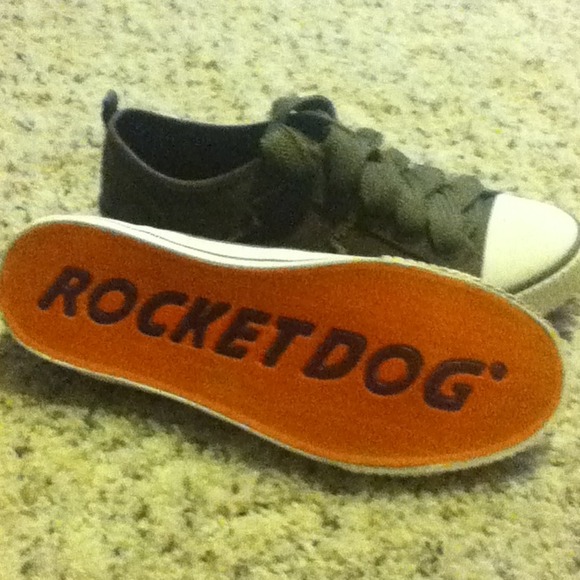 Never worn!