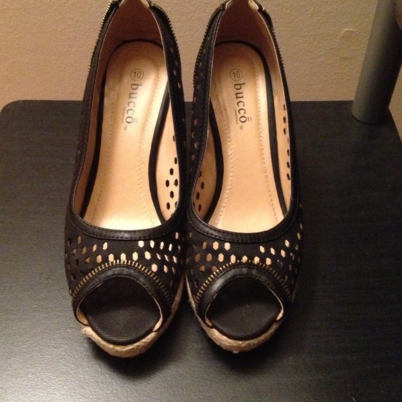👍👍sold👍👍Wedge Sandals