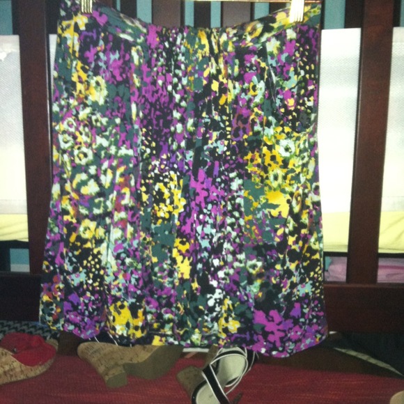 Daisy Fuentes skirt