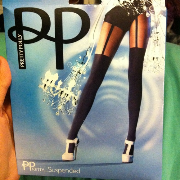 🍕⭐SOLD⭐🍕Black Opaque Suspender Tights! - Picture 1 of 3