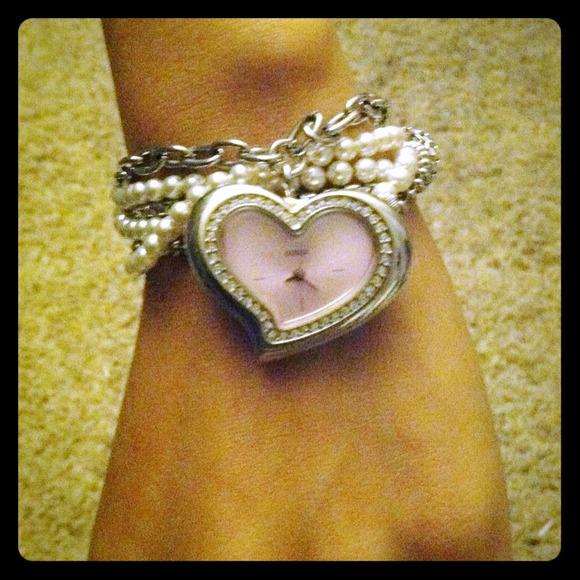 Guess watch braclet