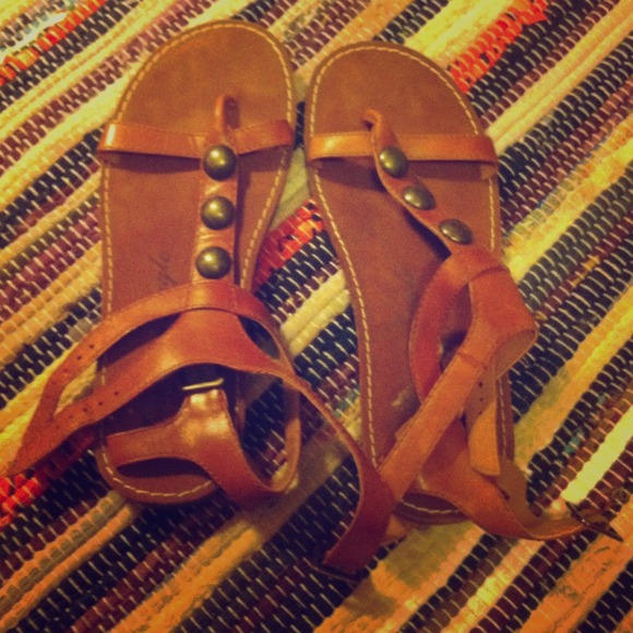 American Eagle gladiator sandals