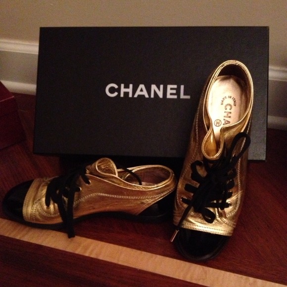 Authentic Chanel shoes, Size 37