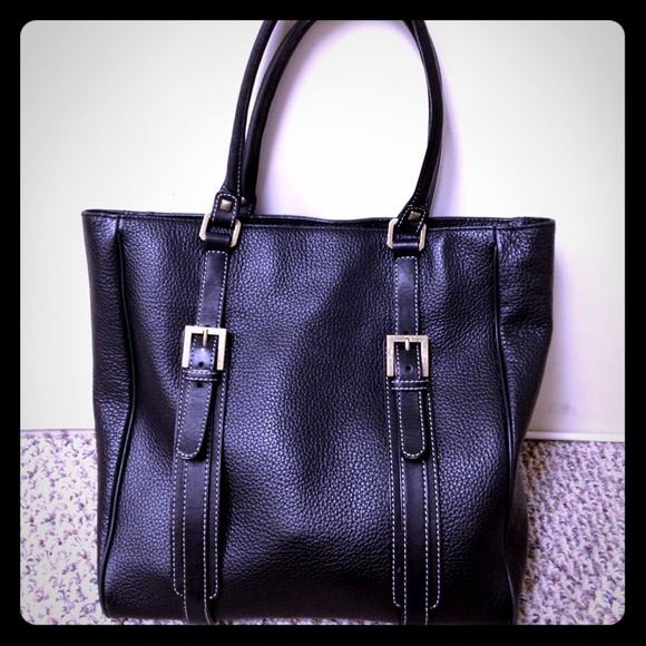 Adrienne Vittadini East West Black Tote