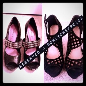 RESERVED BUNDLE FOR @onlyonefreida