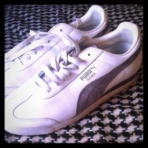 White and Gray Puma Roma