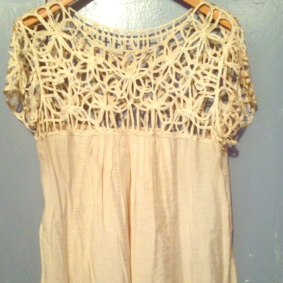 Adorable cream cut out dress