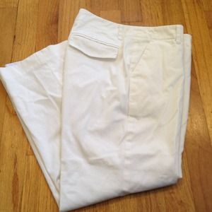 **Traded**~Banana Republic capris- size 6