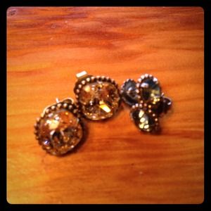 2 pairs of Sorrelli earrings