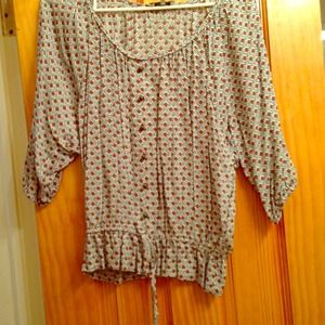 Small Guess Flower print shirt