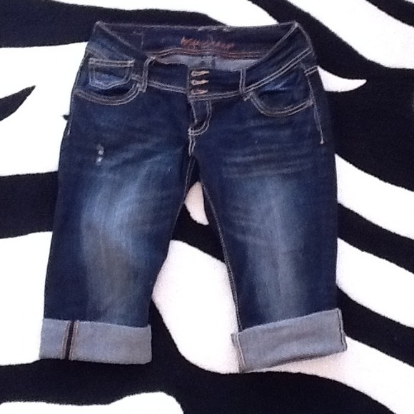 Bundle for Christinebarry capris "Ariya Jeans"