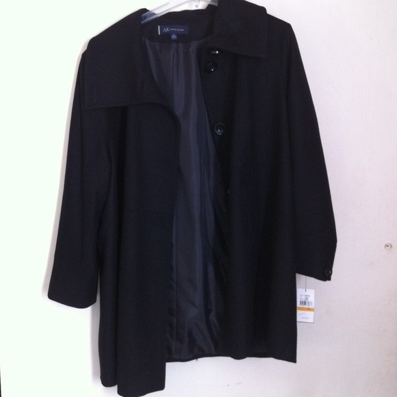 Coat - Picture 2 of 2