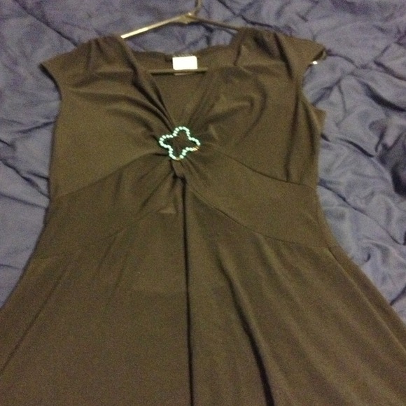 B. Smart dress with sky blue pendant in center