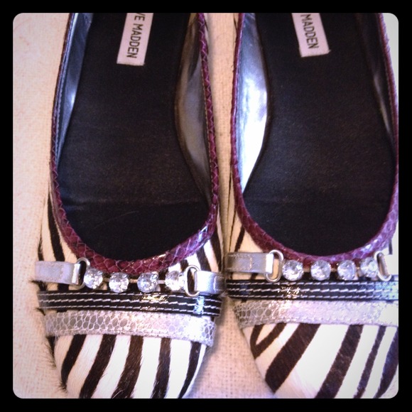 Steve Madden flats