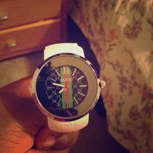Faux Gucci watch