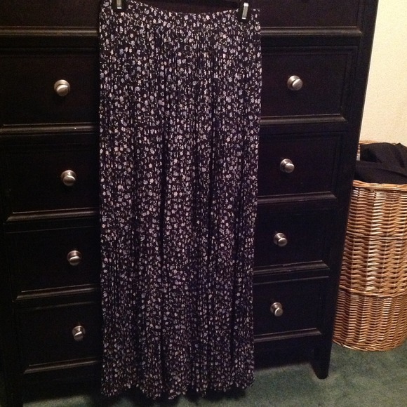 Long skirt