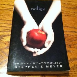 SOLD!! 'Twilight' Book