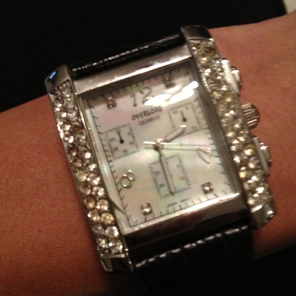 Watch - Picture 3 of 3