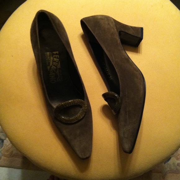 Ferragamo shoes 7.5 M - Picture 1 of 1