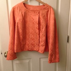Very nice orange jacket.