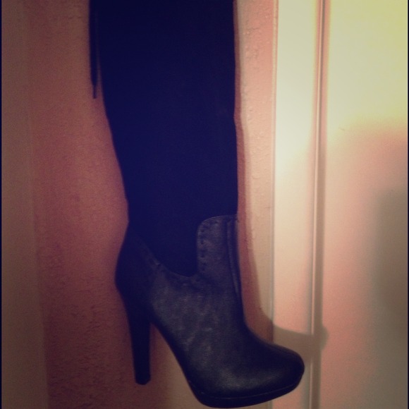 Colin Stewart fringe boots