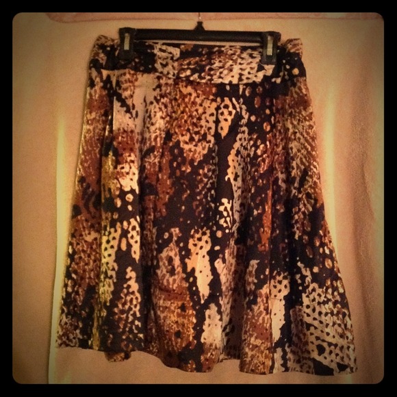 Ruffle skirt