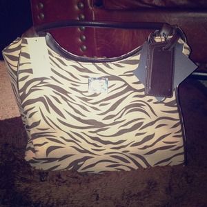 NWT-Liz Claiborne  Tote Bag