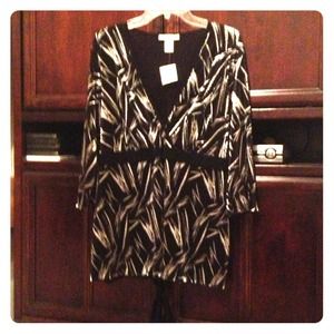 ❌BUNDLED❌ - Woman's Silver & Black Party Shirt