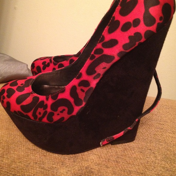 Wedge platform - Picture 3 of 4