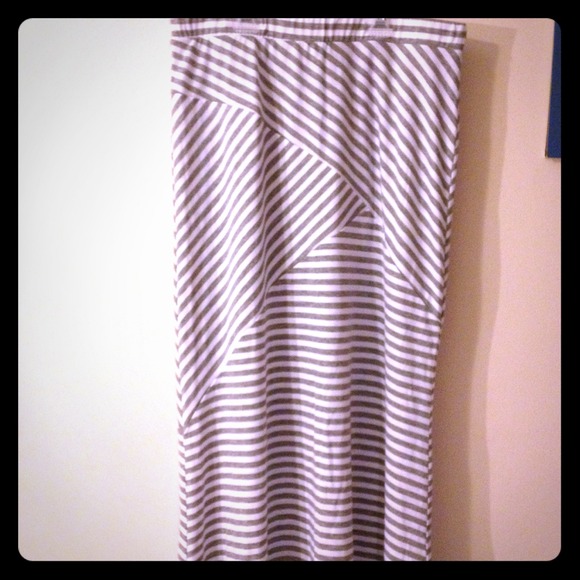 Grey maxi skirt👉Reserved @mlk18331