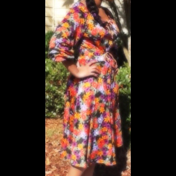****SOLD****Floral Brights Dress - Picture 3 of 4