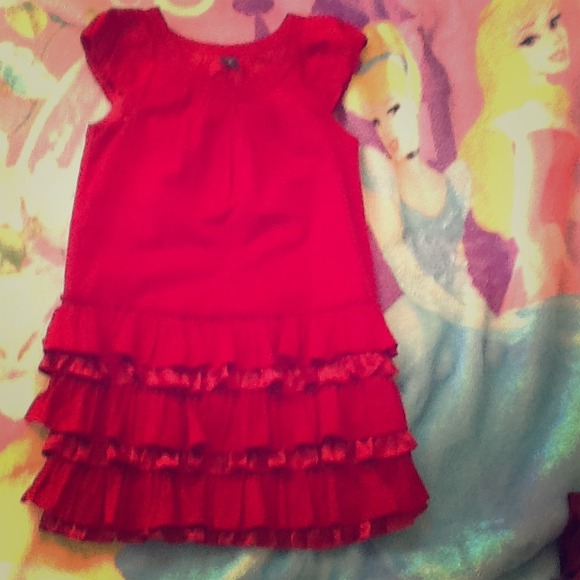 *Sold***Beautiful red dress for girls!!