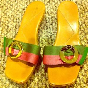 Kate spades unique slides. 🌸🌸