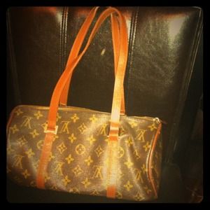 Louis Vuitton Inspired round purse