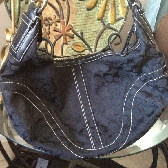 REDUCED Authentic Coach Handbag