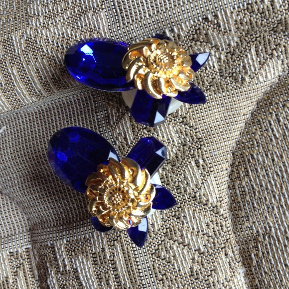 Vintage Two Sisters cobalt blue rhinestone clips - Picture 2 of 2