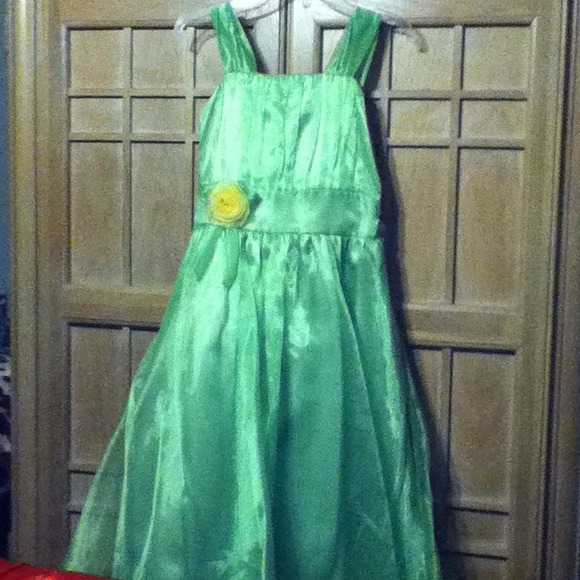 Green girl dress