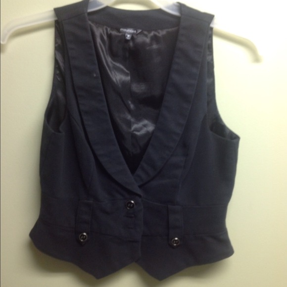 Black Maurice's vest
