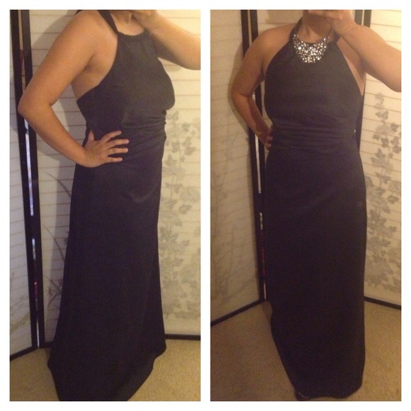 💥🔥💥ABS Collection Floor Length Halter Gown