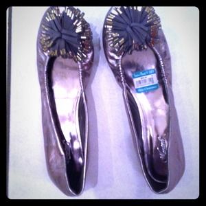 Brand new, very cool, comfortable