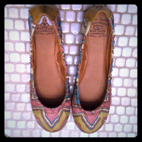 Lucky brand casual shoes