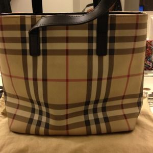 Nova Check mini Burberry tote Reserved