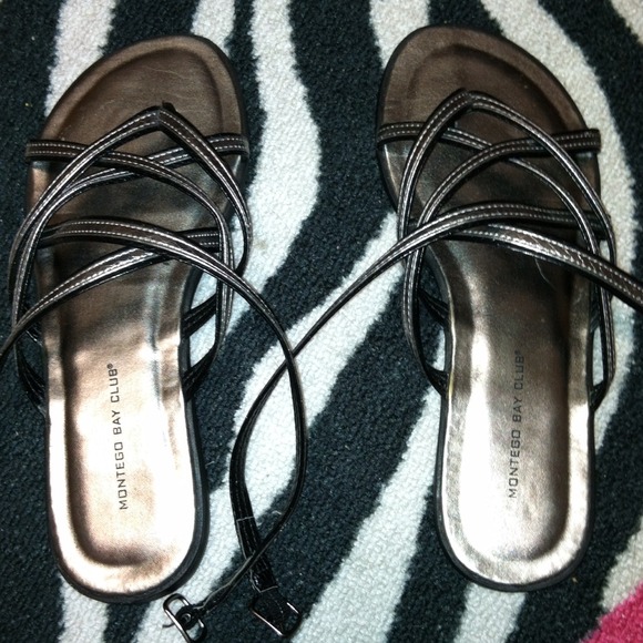 Silver/black sandals and guess sandals