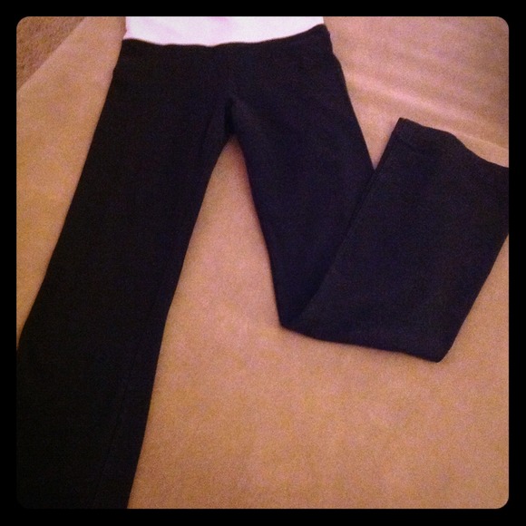 Relax fit yoga pants