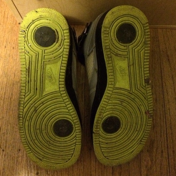 ❌DONATED❌ Jordan Fusion 5 Stealth, size 6Y - Picture 2 of 2