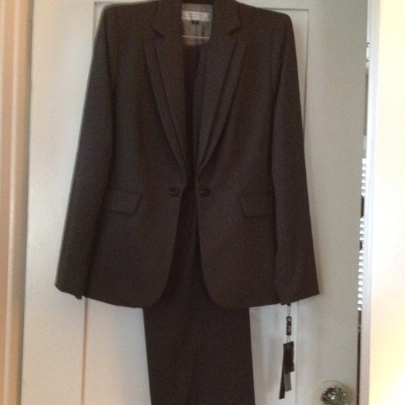 Women's Tahari pantsuit, new, tags still on